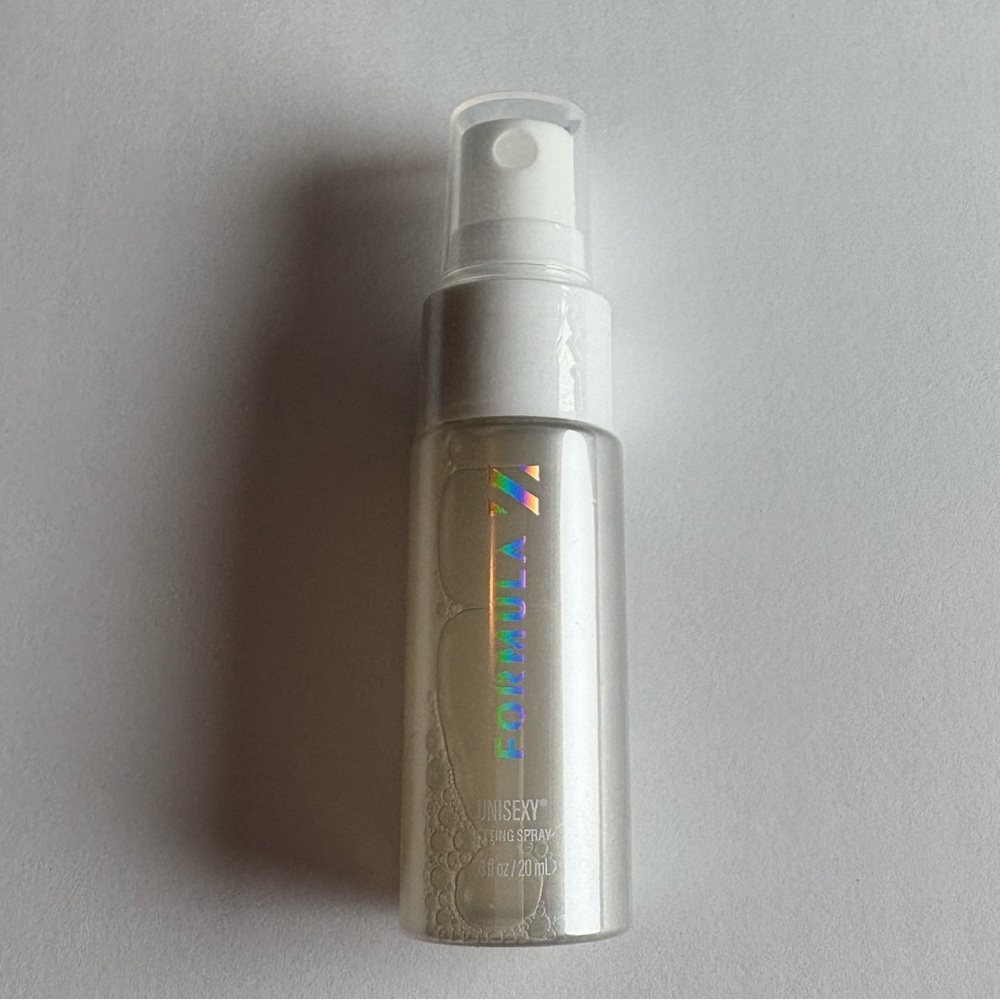 Formula Z Makeup Setting Spray - White